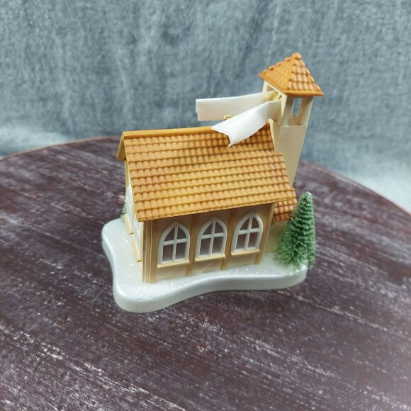 Hallmark Keepsake Ornament The Church Choir 2003 Edition - Picture 10 of 11